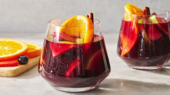 How to Create the Perfect Summer Sangria In 2024